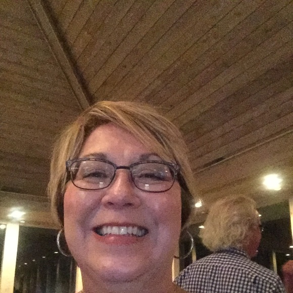 Meet your Posher, Wendy - Picture 4 of 13
